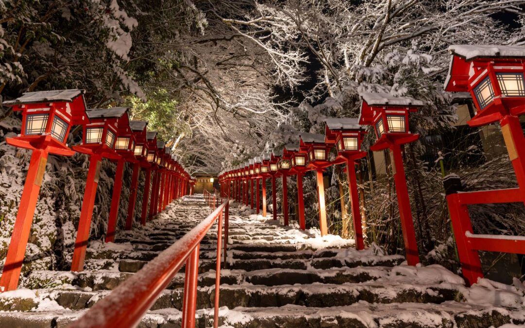 Kibune, un villaggio sospeso tra acqua e foresta a Kyoto